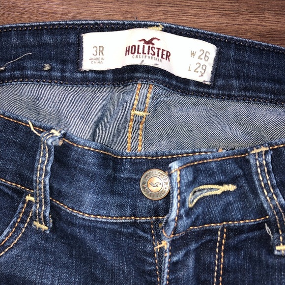 Hollister Skinny Low Rise Jeans - Picture 3 of 3